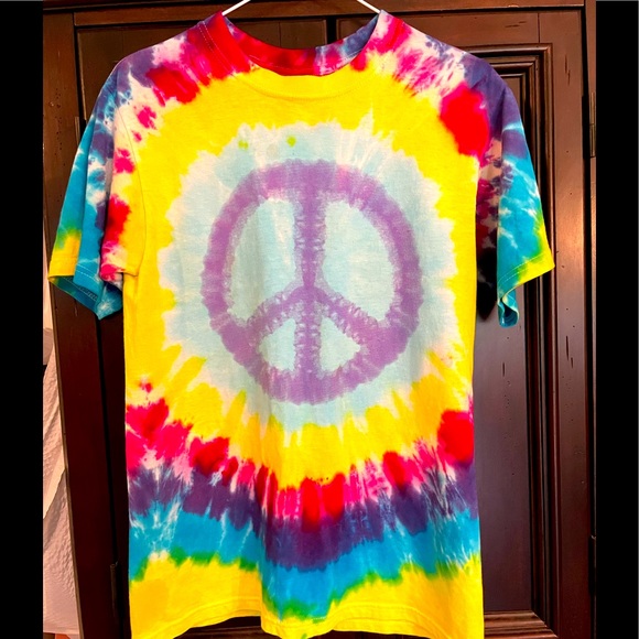 Hand dyed Peace Sign ☮️ Tie-Dye T shirt - Picture 1 of 4